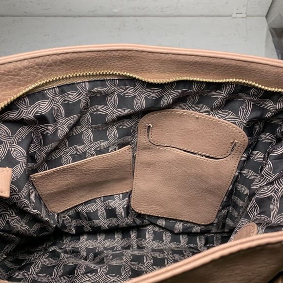 Miztigue Vegan Leather Handbag Shoulder Bag Grace Hobo Mauve Lilac Purse - Picture 14 of 16